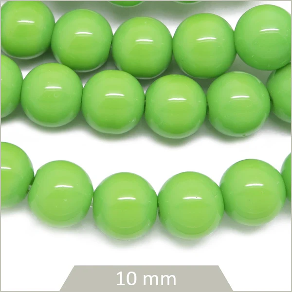 Env. 38 perles de verre rondes vertes 10 mm