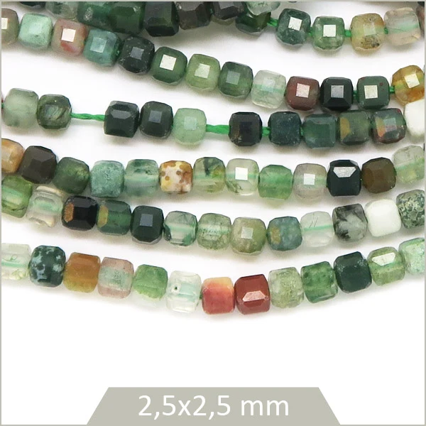 Env. 160 perles cubes facettées en Agate mousse, 2,5x2,5 mm