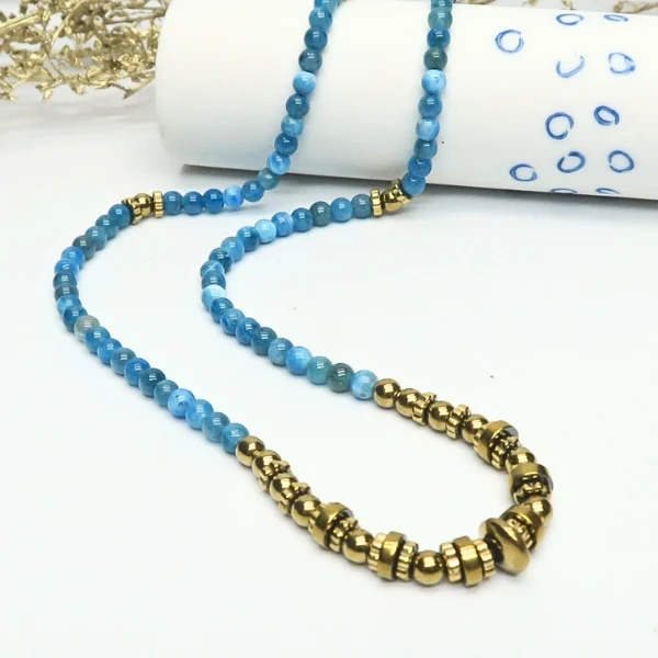 Env. 80 perles rondes en Apatite 4 mm