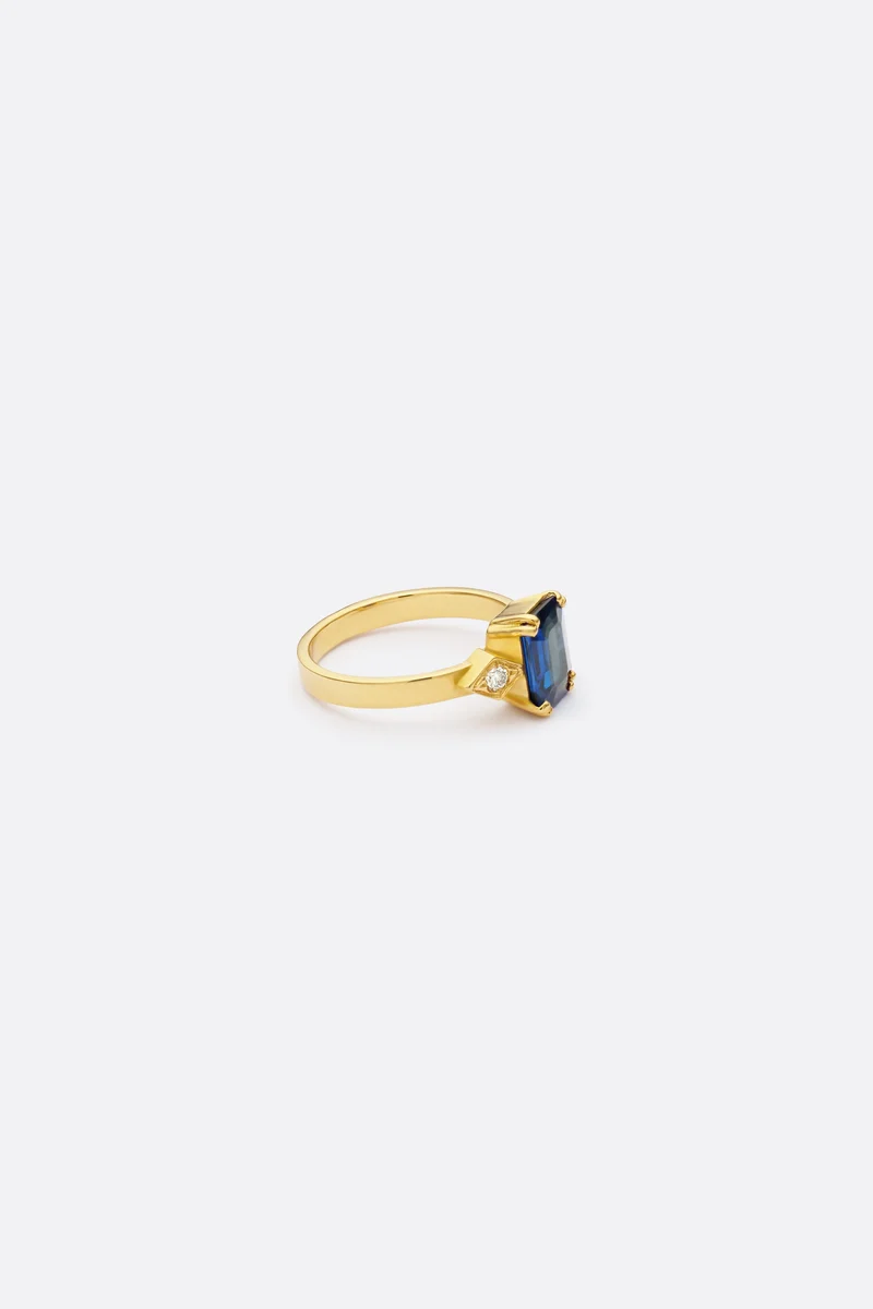 BAGUE THAIS