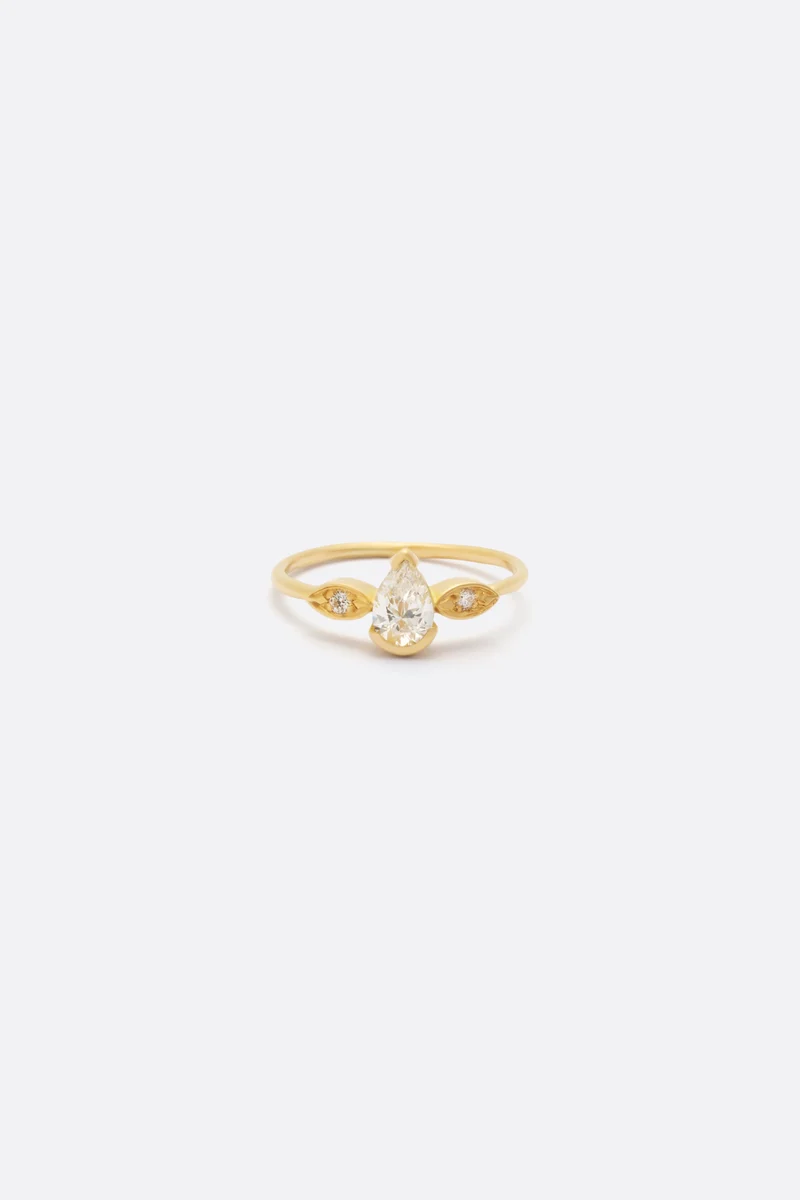 BAGUE MADEMOISELLE DIAMANTS