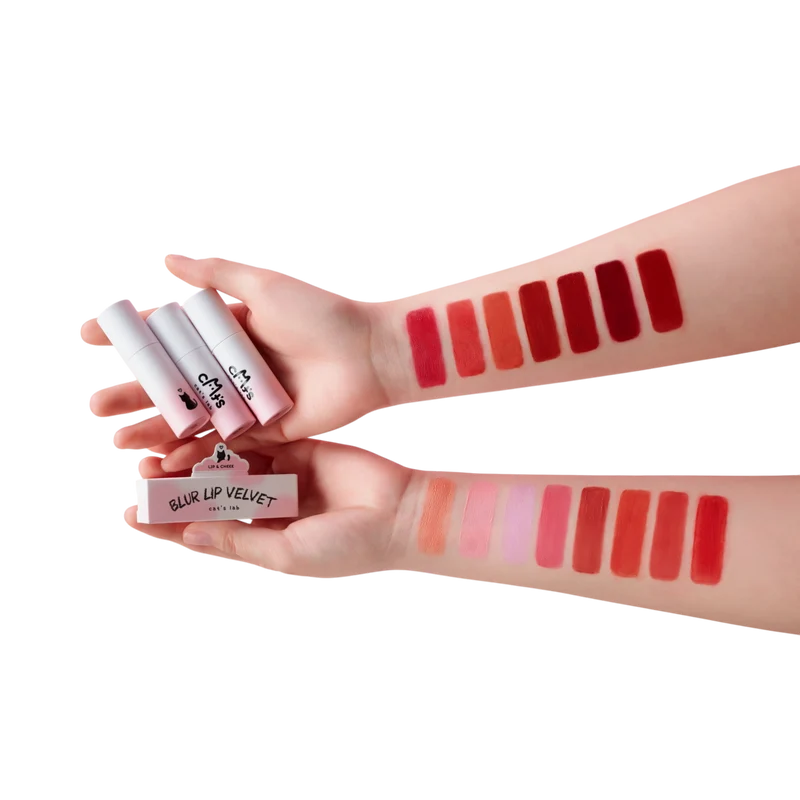 CAT`S LAB BLUR LIP VELVET Rouge à lèvres velours lèvres et joues 2,3 g