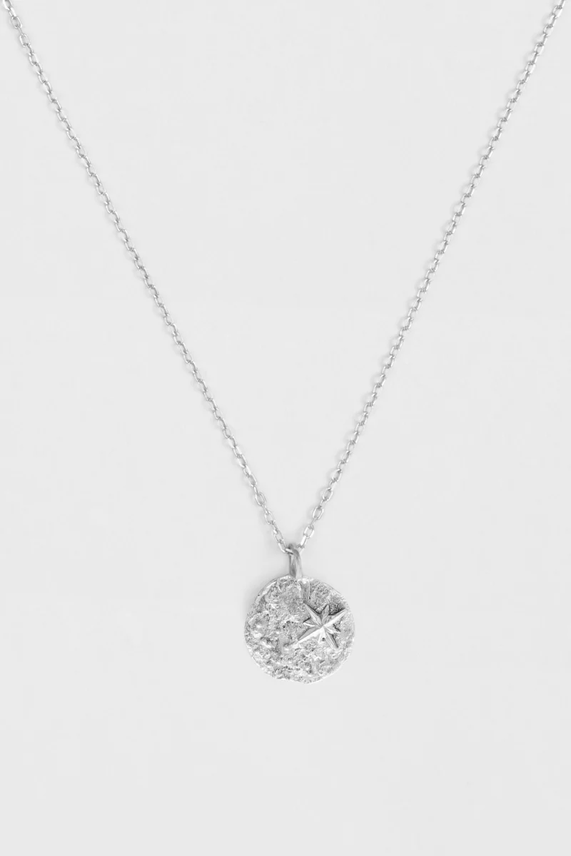 COLLIER ADAM
