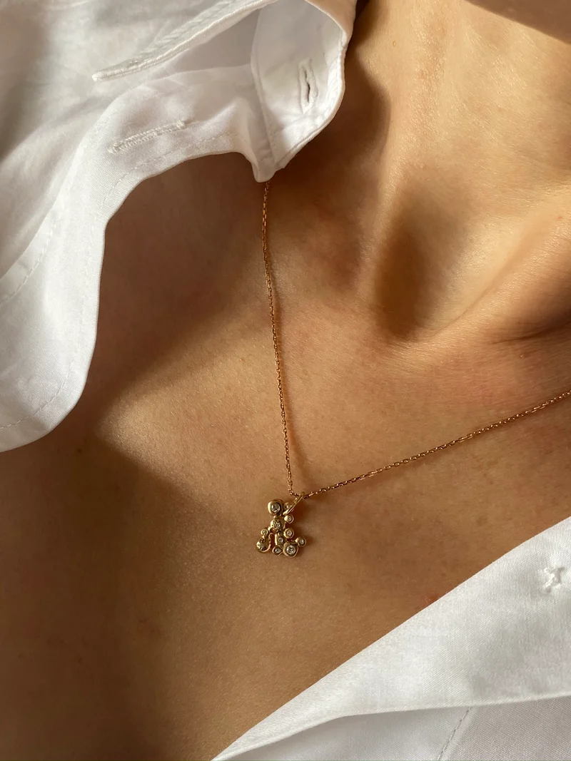 COLLIER LOUISON