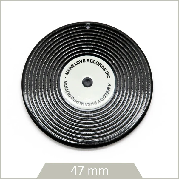 1 breloque disque vinyle en acrylique