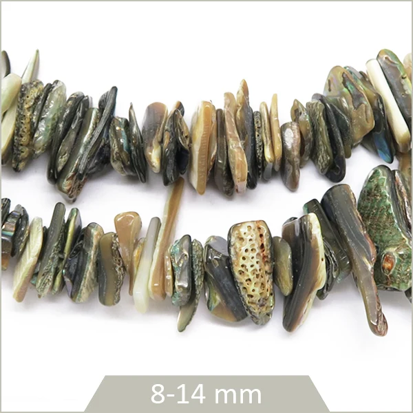Env. 135 perles chips en coquillage naturel