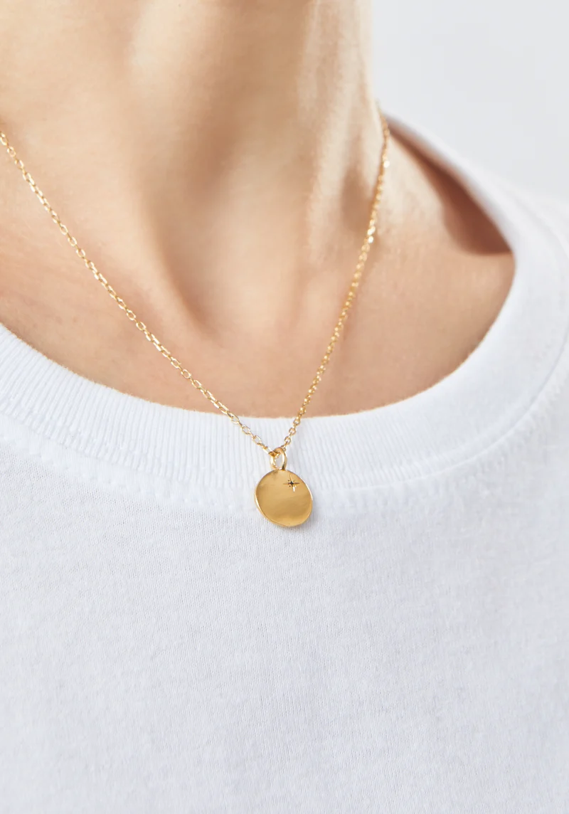 COLLIER LINA
