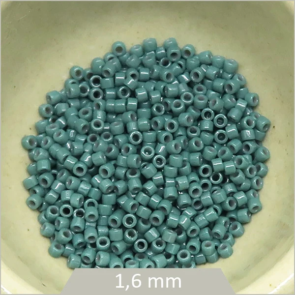 5 g de perles Miyuki Delica 11/0, DB2131 Duracoat Eucalyptus
