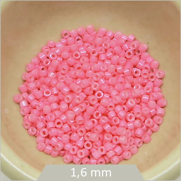 5 g de perles Miyuki Delica 11/0, DB1371 rose opaque