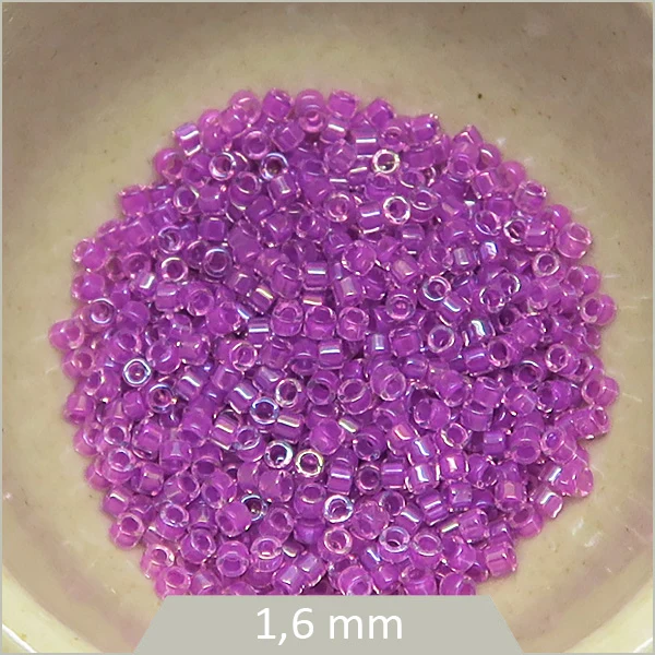 5 g de perles Miyuki Delica 11/0, DB0073 violet orchidée