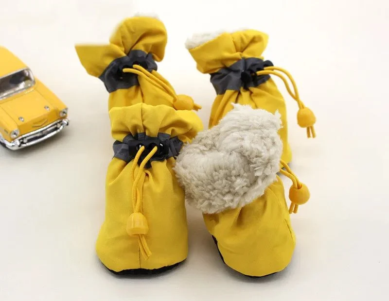 Bottes fourrées pour petit chien