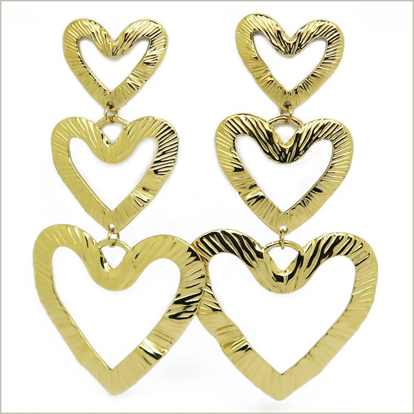 1 paire de boucles d'oreilles trio de coeurs en acier inoxydable doré