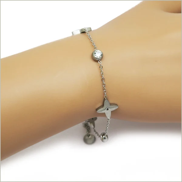 1 bracelet étoile et strass en acier inoxydable 17,5cm