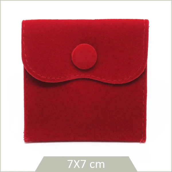 1 pochon en velours, rouge 7x7cm