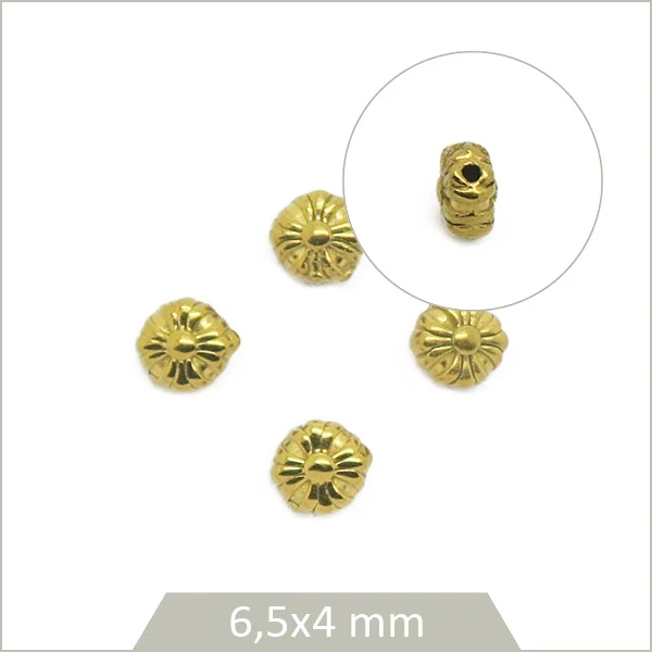 4 perles fleurs en acier inoxydable doré