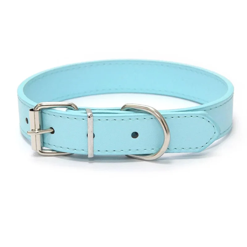 Collier style cuir ajustable pour chien