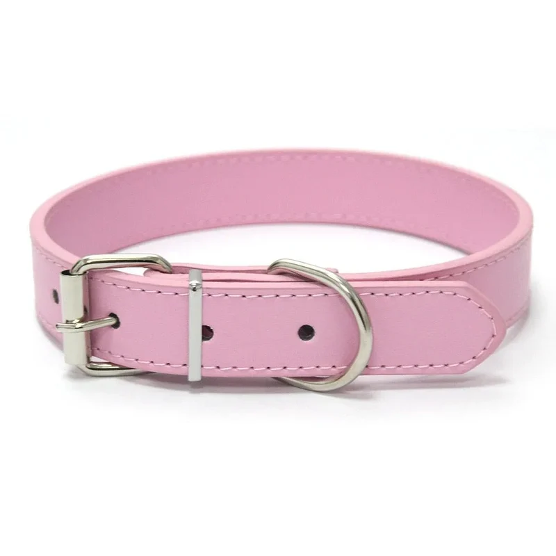 Collier style cuir ajustable pour chien