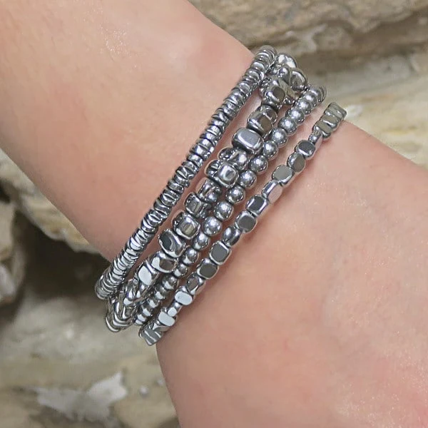 40cm de perles chips en hématite argenté