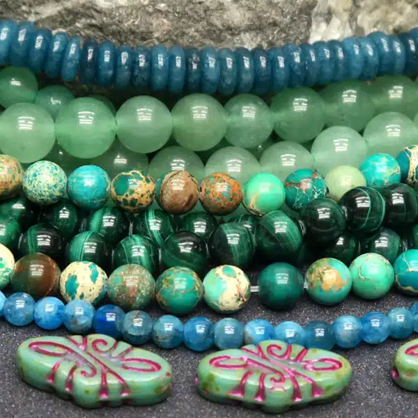 Env. 45 perles rondes en Aventurine, 8,5 mm