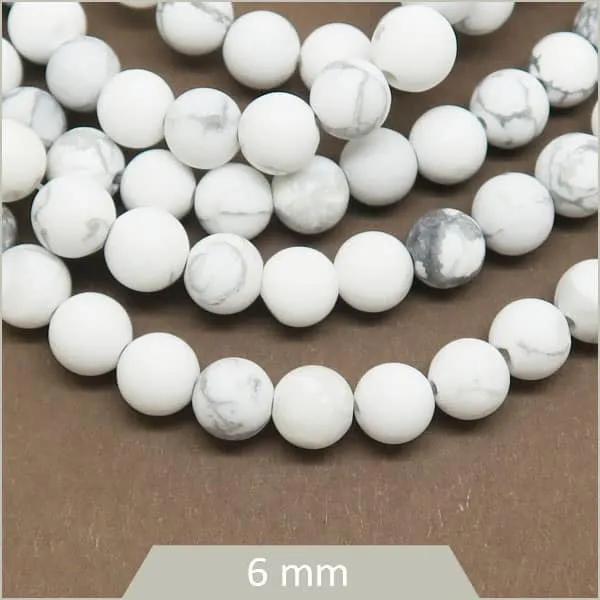 Env. 62 perles Howlite blanche ronde 6 mm, pierre naturelle