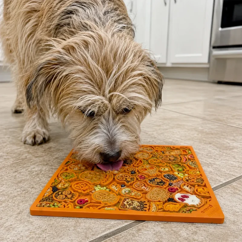 Tapis de léchage Zombie – eMat pour chien – Sodapup® Halloween