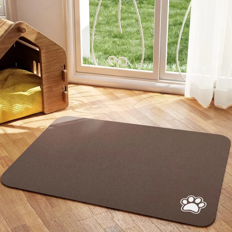 Tapis sous gamelle chien