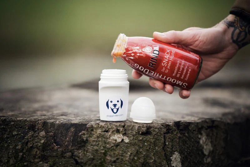 DoggyRoller - Roll on - Distributeur de gourmandises liquides