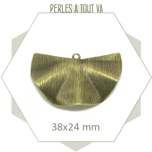 4 breloques éventail 3D bronze, texture striée