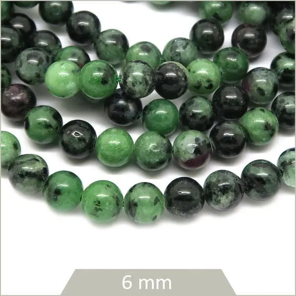 Env. 57 perles en Rubis Zoïsite, 6 mm