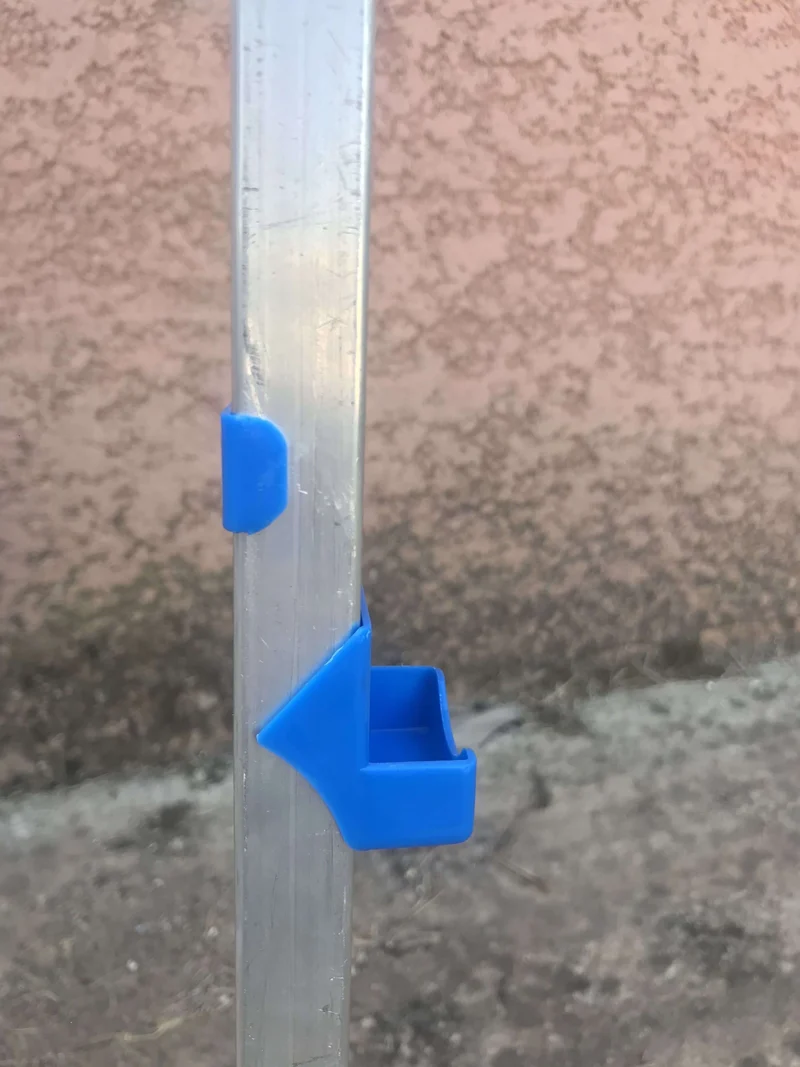 Taquets en PVC pour haie aluminium ou galvanisée