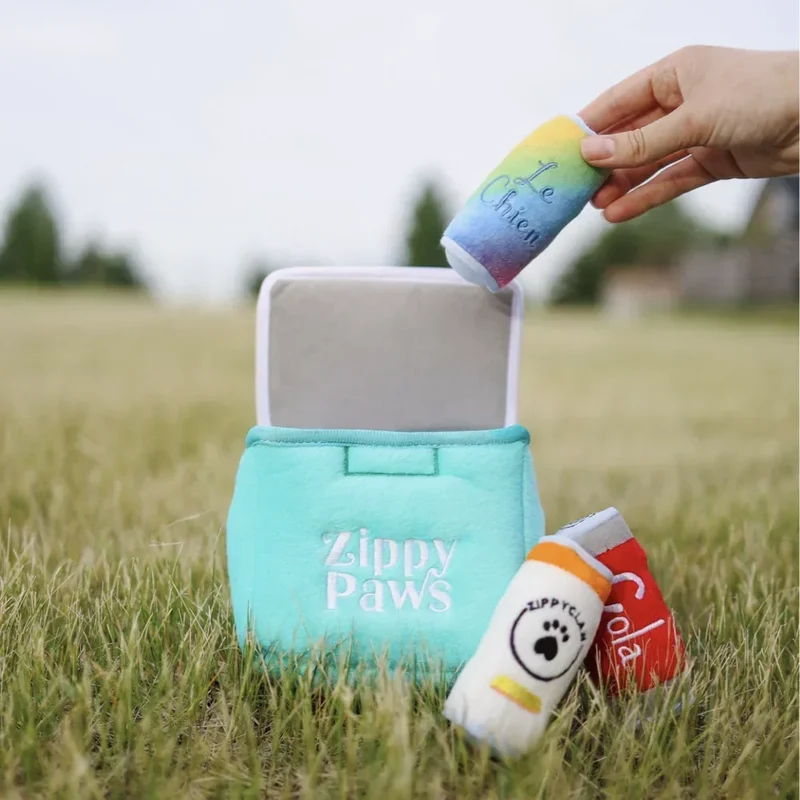 Peluche de flair Coffre à glace 🧊🥤 - Jouet d'occupation pour chien – ZippyPaws® Burrow™