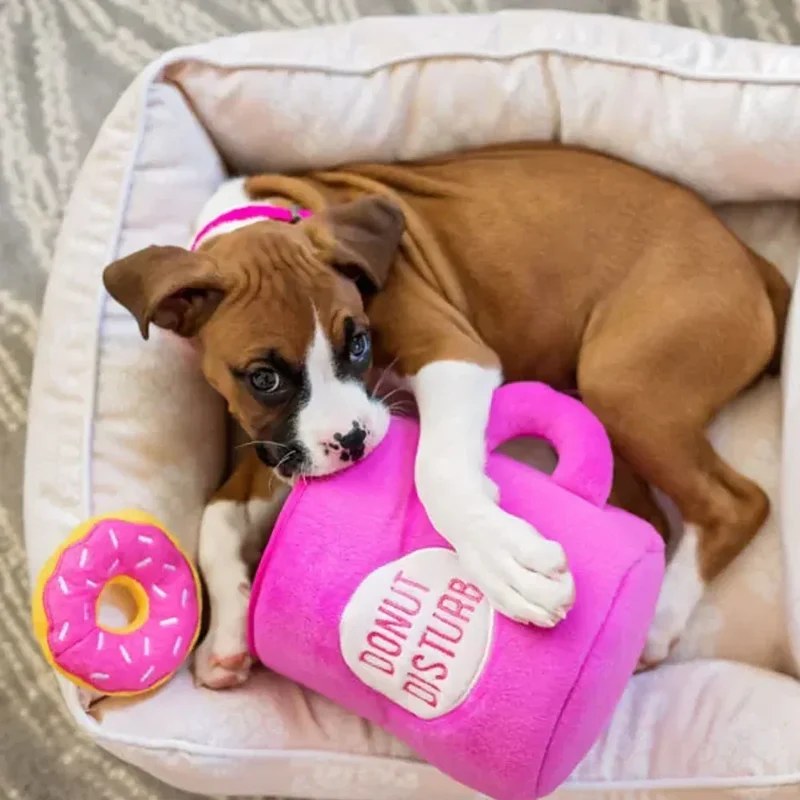 Peluche de flair Coffee & Donutz 🍩 - Jouet d'occupation pour chien – ZippyPaws® Burrow™