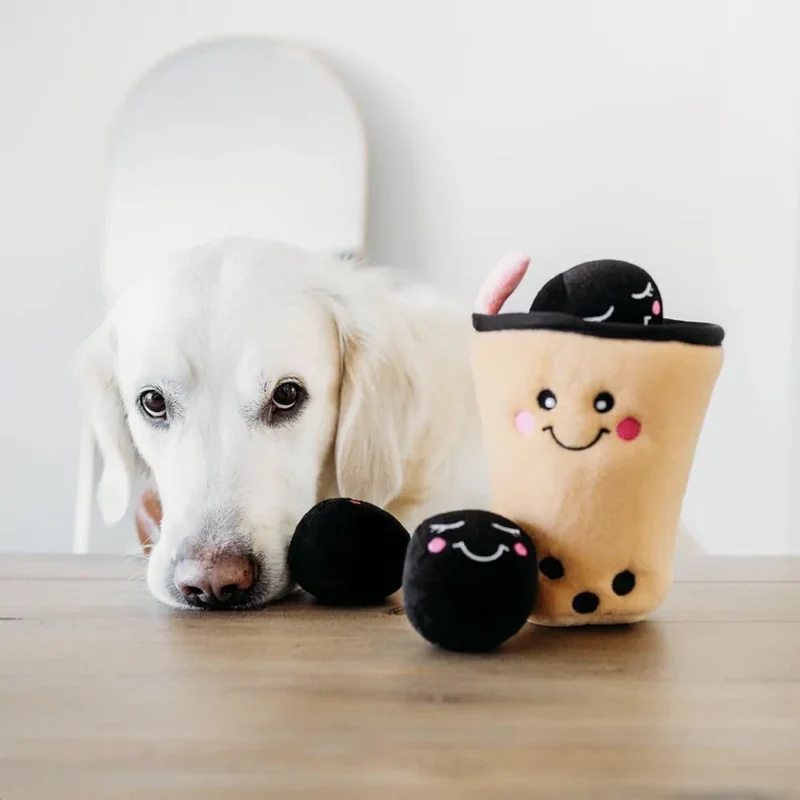 Peluche de flair Bubble Tea 🧋 - Jouet d'occupation pour chien – ZippyPaws® Burrow™