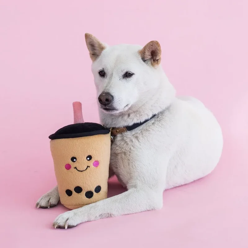 Peluche de flair Bubble Tea 🧋 - Jouet d'occupation pour chien – ZippyPaws® Burrow™