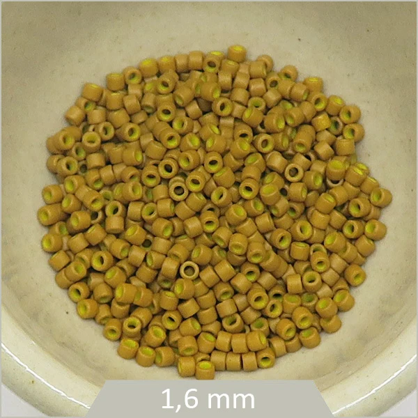 5 g de perles Miyuki Delica 11/0, DB0665 curry opaques