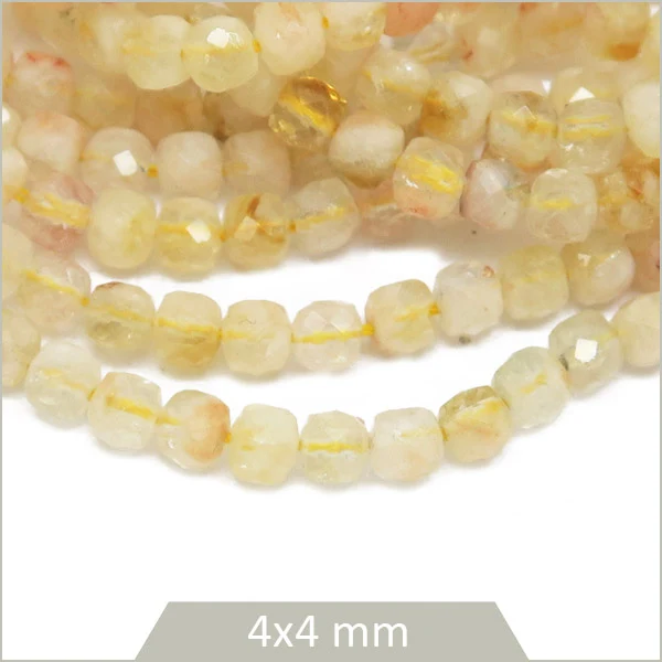 Env. 90 perles cubes facettées en Citrine, 4x4 mm env.