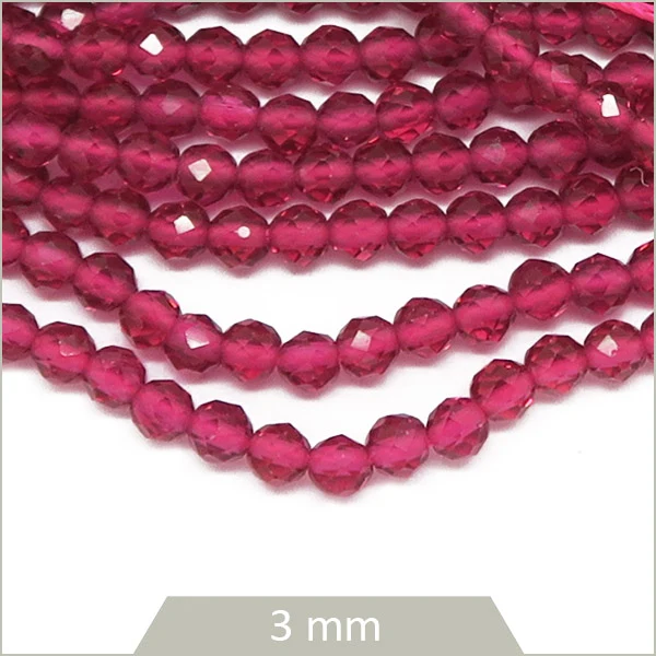 env. 130 perles de verre facettes fuchsia transparente 3 mm