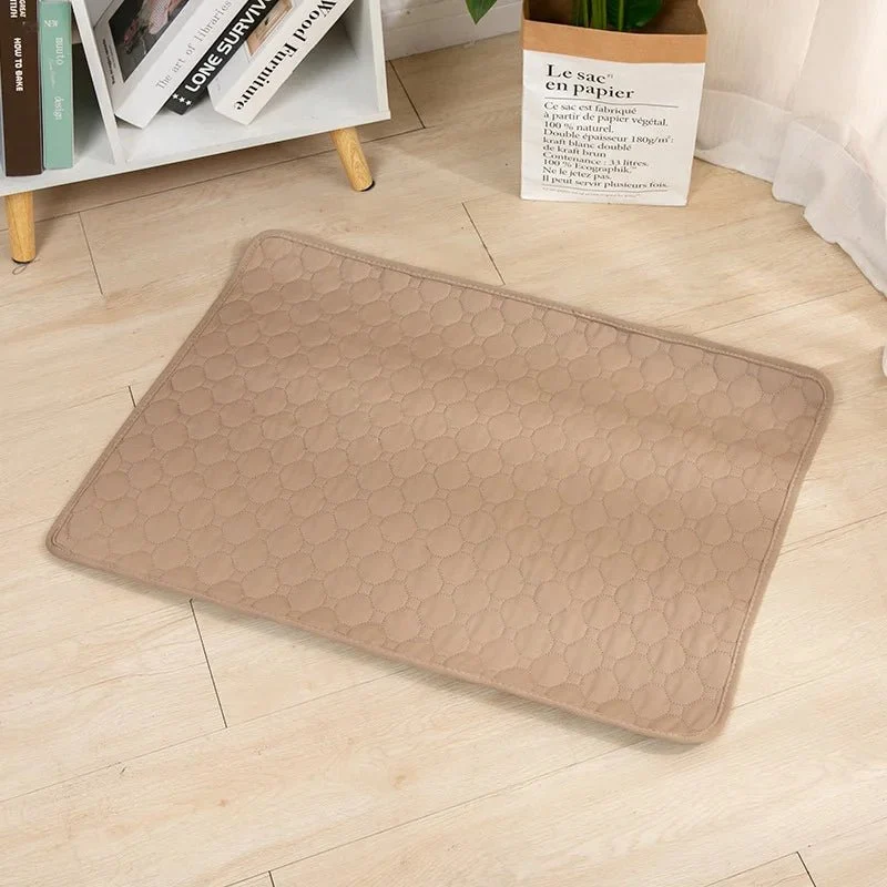 Tapis absorbant et réutilisable pour animaux