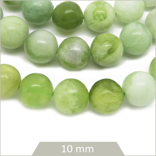 Env. 38 perles rondes en Jade Fil d'Or, 10 mm