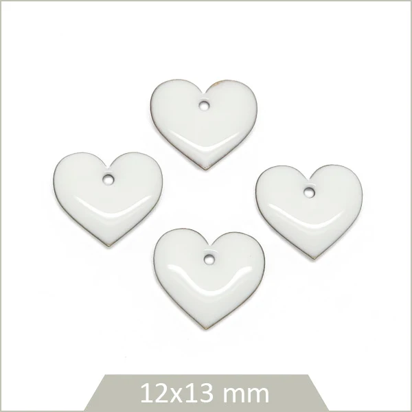 6 sequins effet émaillé coeur blanc
