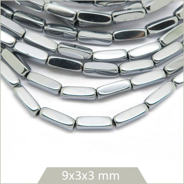 Env. 44 perles rectangle en hématite métallisé, couleur argent